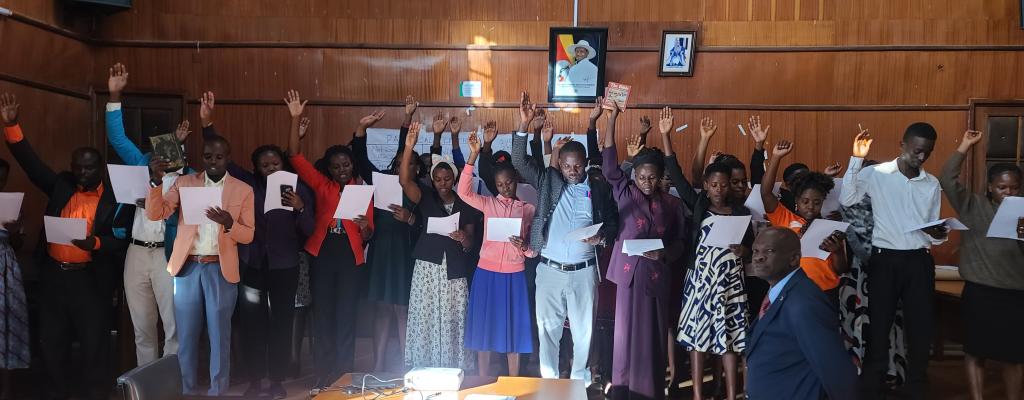 #htmlcaption-11 NEW STAFF UNDERTAKE OATH OF SECRECY